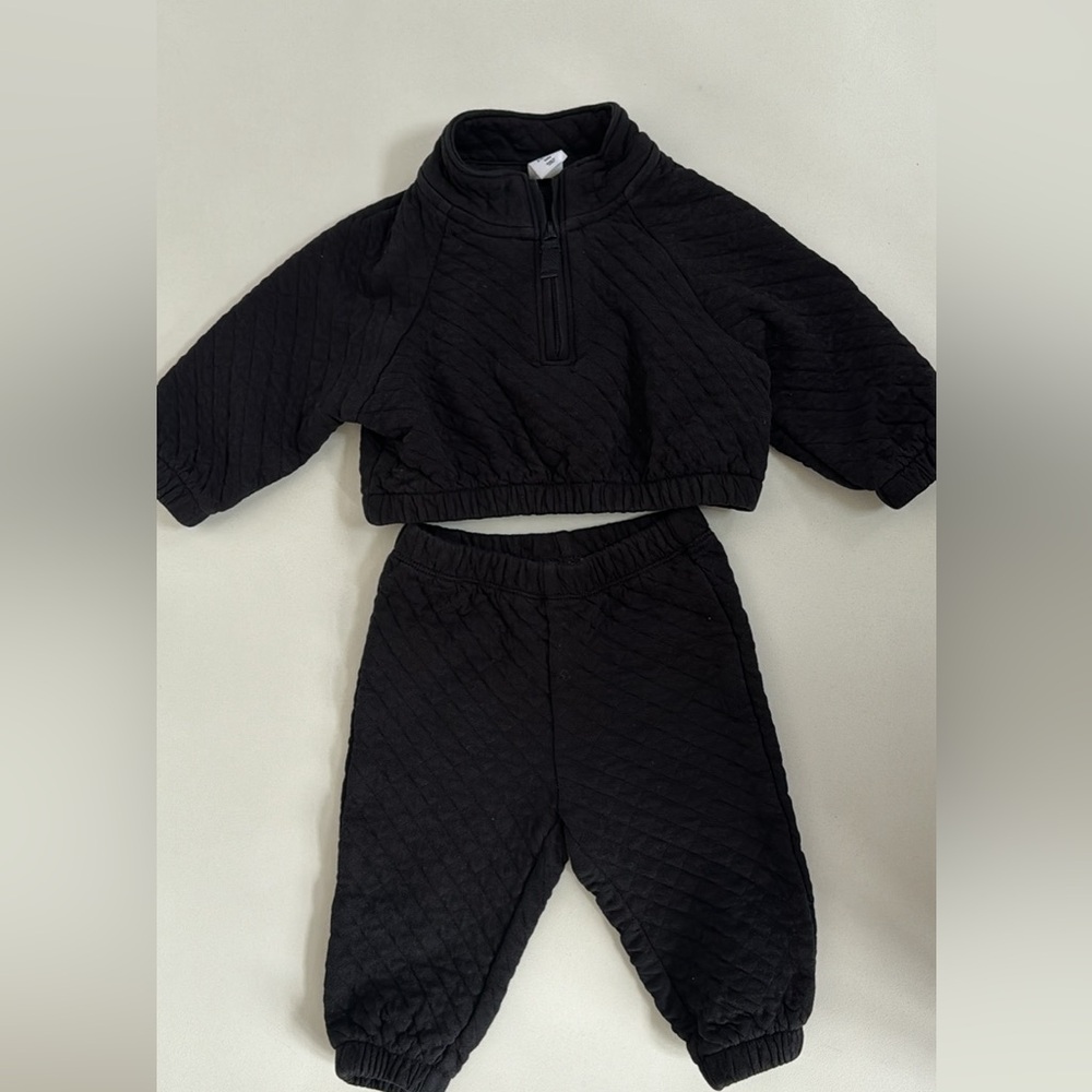 Black Babygap quilted matching set